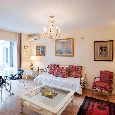 Campo Di Fiori, Maisons De Charme 4* Καλβί