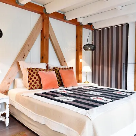 Campo Di Fiori, Maisons De Charme Ξενοδοχείο με διαμερίσματα Καλβί