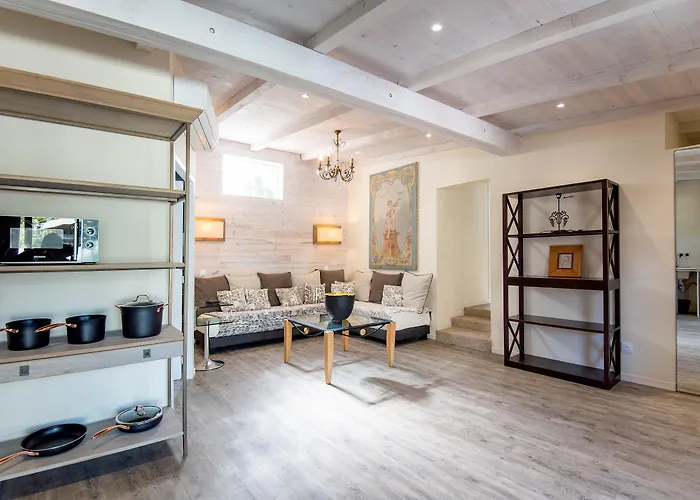 Campo Di Fiori, Maisons De Charme Calvi (Corsica)