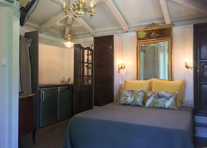 Apart-hotel Campo Di Fiori, Maisons De Charme Calvi (Corsica)