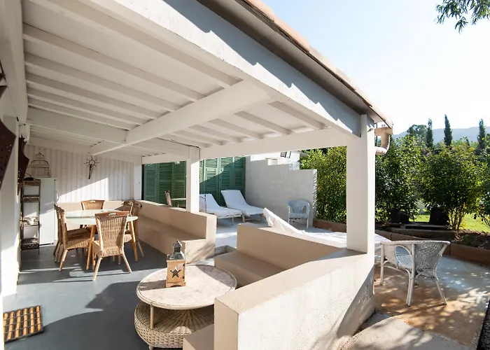 Campo Di Fiori, Maisons De Charme Aparthotel Calvi (Corsica)