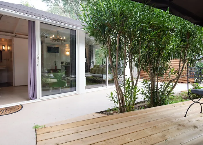 Campo Di Fiori, Maisons De Charme קאלבי