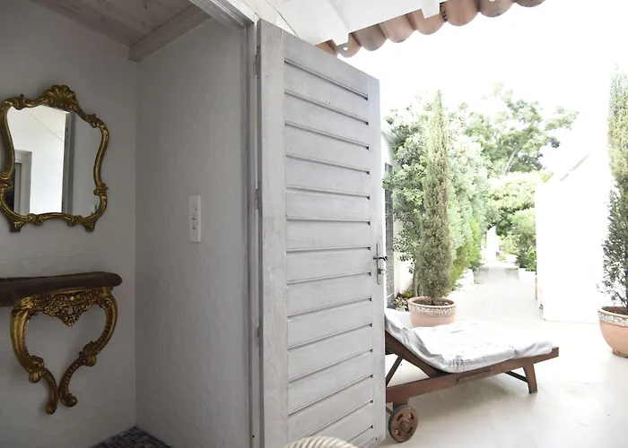 Campo Di Fiori, Maisons De Charme קאלבי