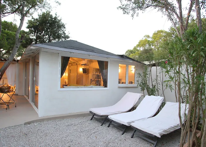 Campo Di Fiori, Maisons De Charme 4* קאלבי